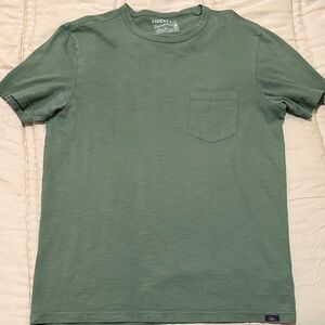 Faherty Men's Olive Green Short Sleeve Tee